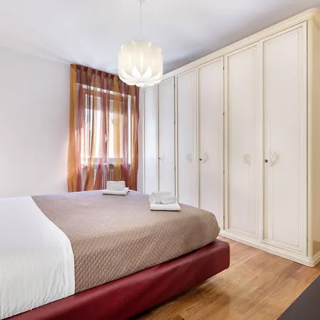 We - Vista Arena, Incredibile Apartment *